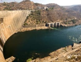 Informations francaise Le barrage de Kariba a sec le Zimbabwe
