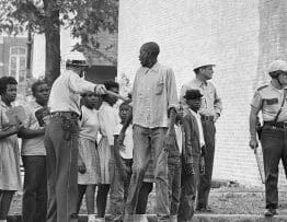 Actu francaise Ron DeSantis interdit le cours dhistoire afro americaine dans